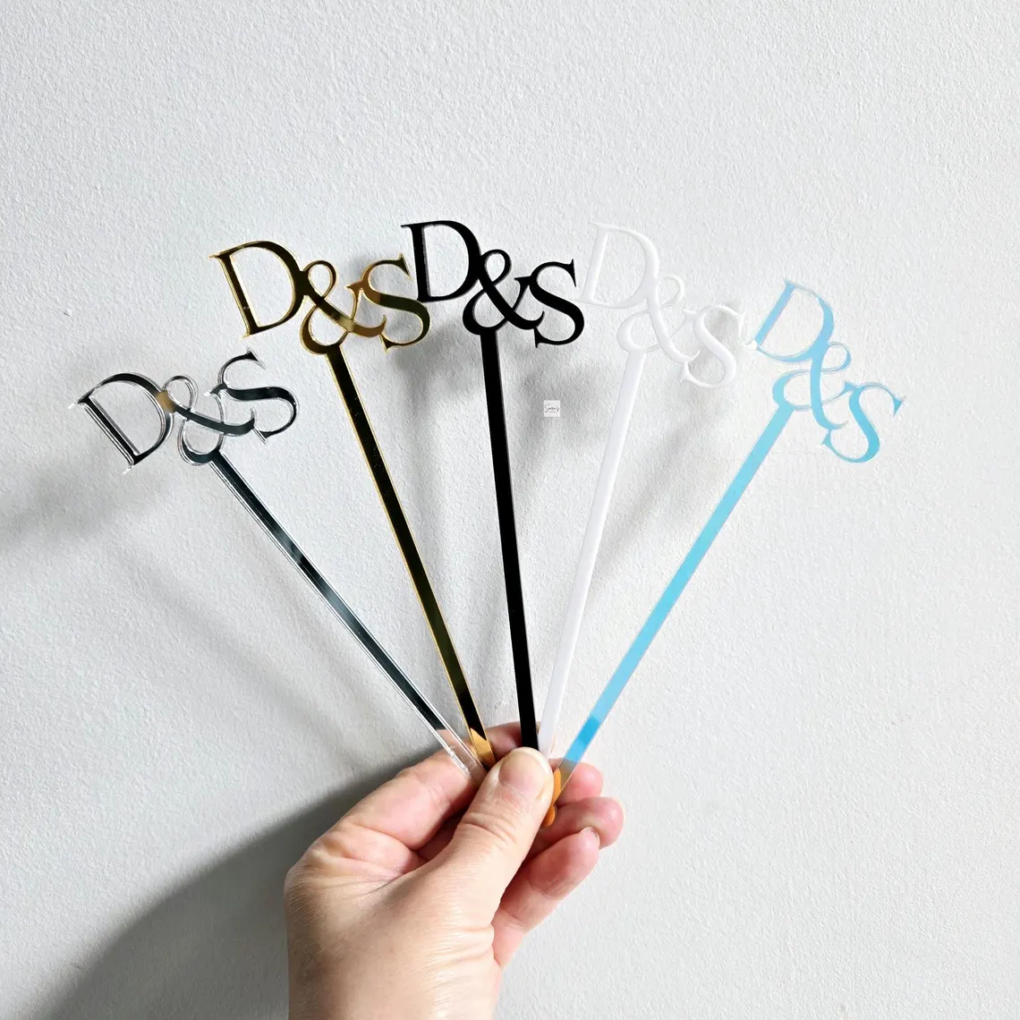 Laser Cut Personalized Wedding - đánh giá và giá Centerpiece Stick