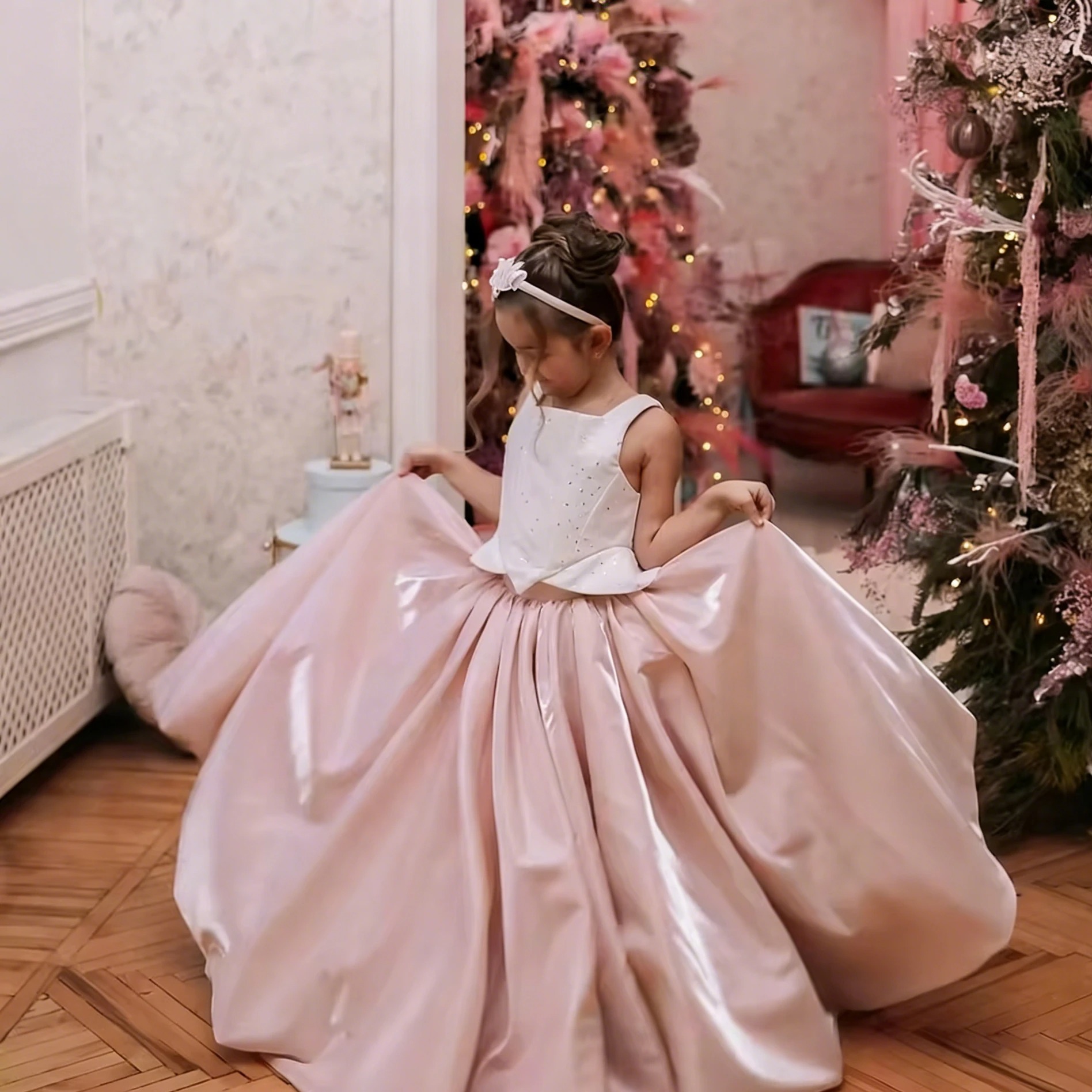 Customized Flower Girl Dress F - đánh giá và giá Birthday Sash Glitter