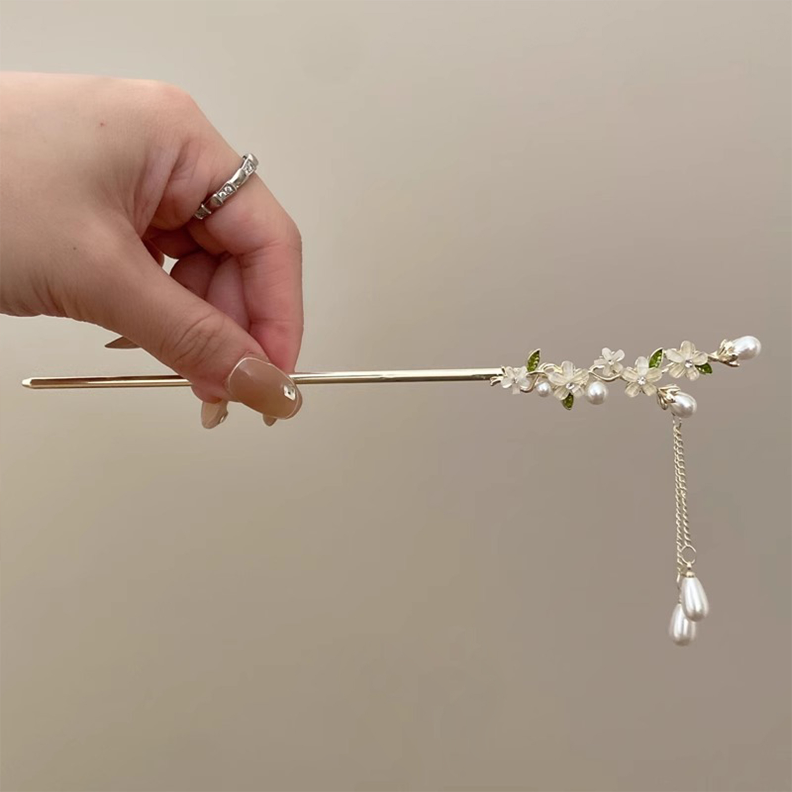 Secure Hold Hair Stick Gracefu - đánh giá và giá Event Suppliers